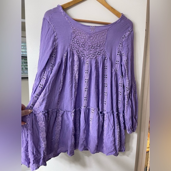 Free People Amethyst Kiss Kiss Crochet Tunic - Picture 4 of 8